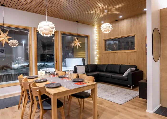 Premium Lapland Villa With Jaguzzi