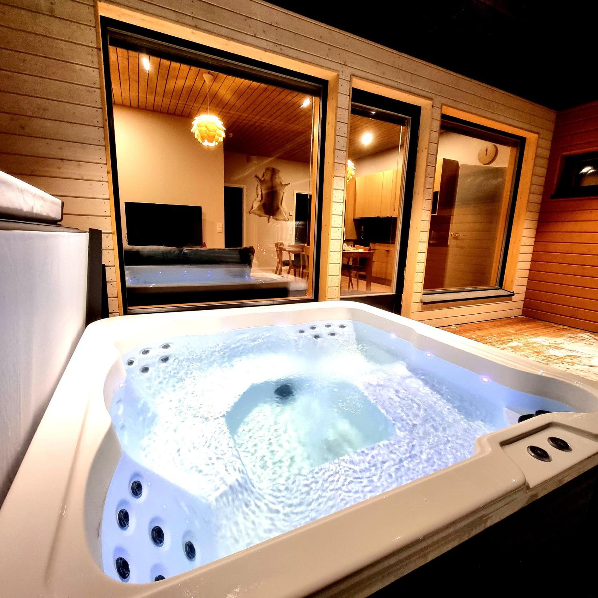 Premium Lapland With Jaguzzi